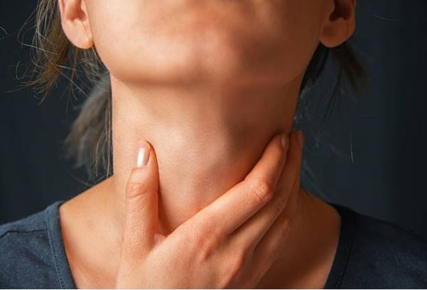 El edema de glotis que me tenía asustada ha desaparecido por completo.